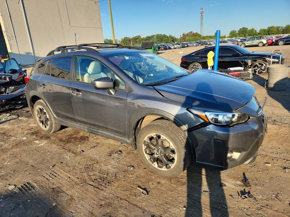 Photo 4 from auction – 2021 SUBARU CROSSTREK with VIN JF2GTAEC8M8298952