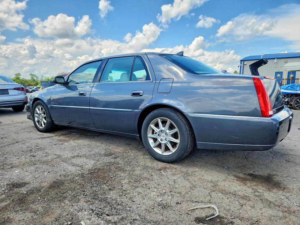 Photo 2 from auction – 2011 CADILLAC DTS with VIN 1G6KD5E64BU122737