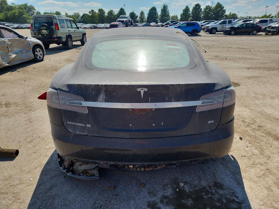 Photo 6 from auction – 2014 TESLA MODEL S with VIN 5YJSA1H1XEFP35649