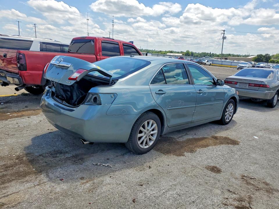 Photo 3 from auction – 2011 TOYOTA CAMRY with VIN 4T4BF3EK9BR107404