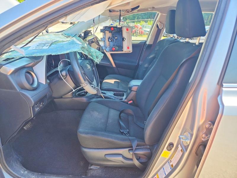 Photo 7 from auction – 2018 TOYOTA RAV4 with VIN JTMBFREV9JD253523