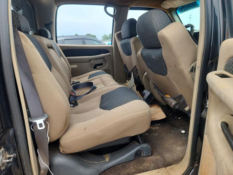 Photo 10 from auction – 2002 CHEVROLET AVALANCHE with VIN 3GNEK13T82G236882