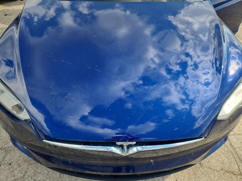 Photo 11 from auction – 2016 TESLA MODEL X with VIN 5YJXCAE23GF012967