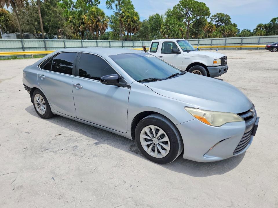 Photo 4 from auction – 2015 TOYOTA CAMRY with VIN 4T4BF1FK3FR500307