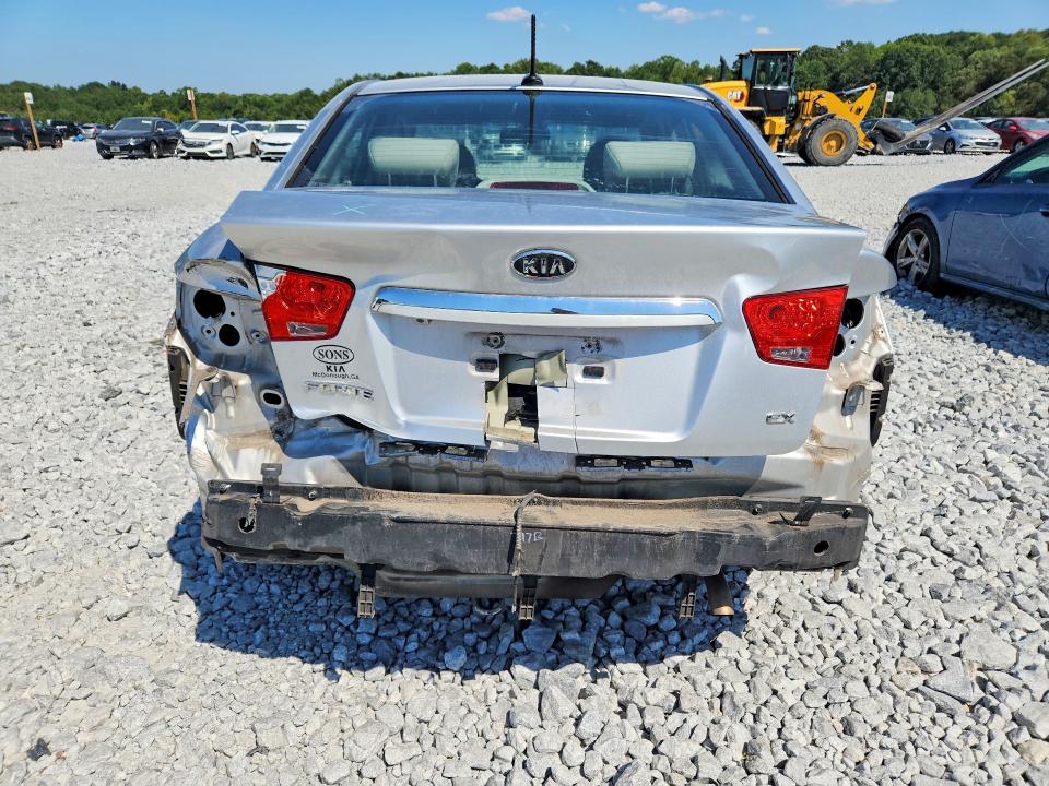 Photo 6 from auction – 2012 KIA FORTE with VIN KNAFU4A23C5493876