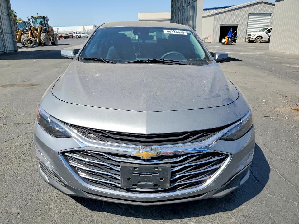 Photo 5 from auction – 2023 CHEVROLET MALIBU with VIN 1G1ZD5ST2PF211877