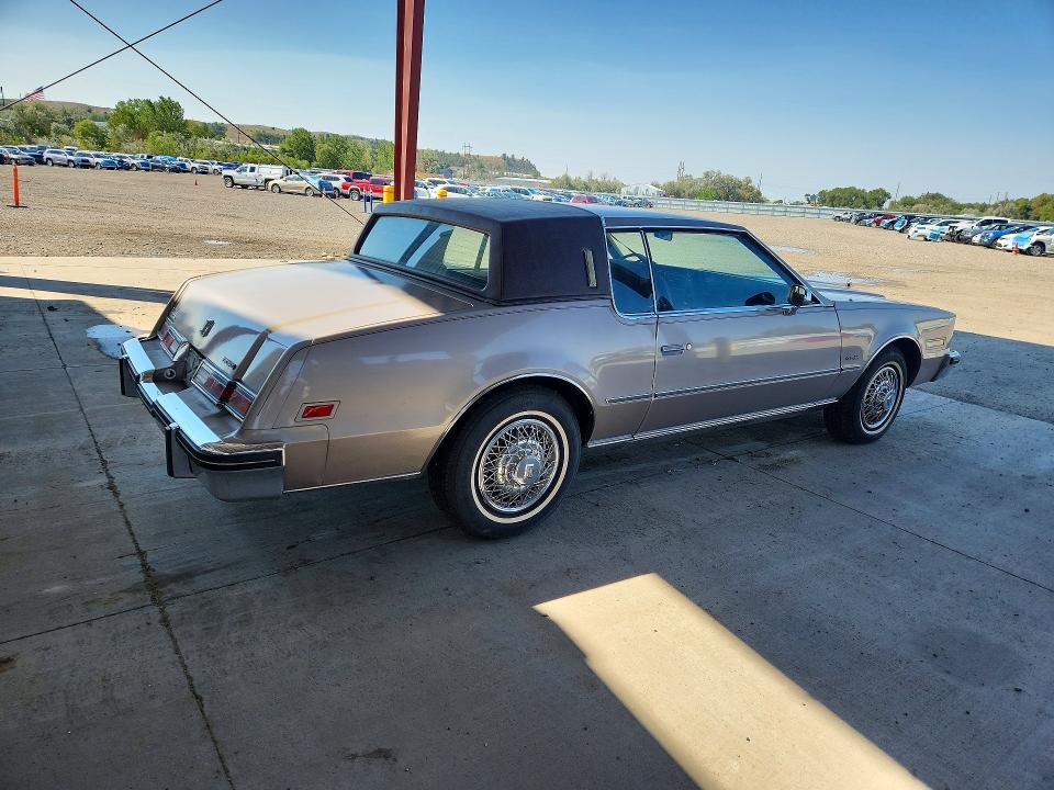 Снимка 3 от търг – 1984 OLDSMOBILE TORONADO с VIN 1G3AZ57Y7EE326603