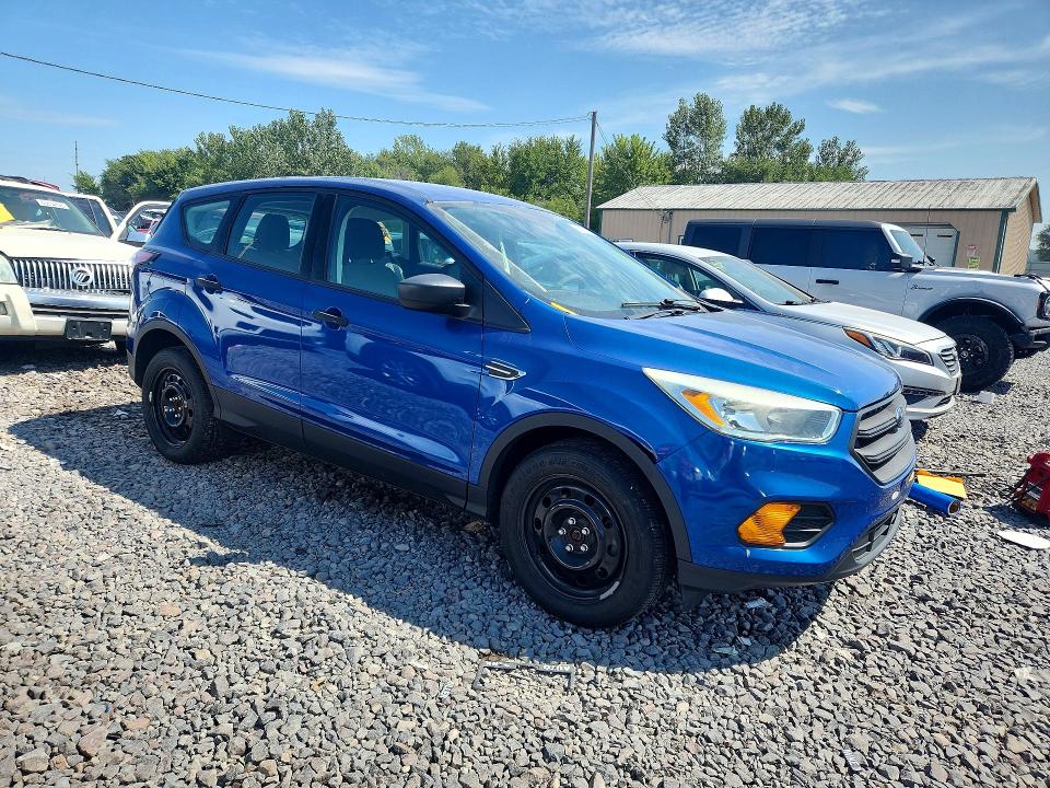 Photo 4 from auction – 2017 FORD ESCAPE with VIN 1FMCU0F75HUD86436