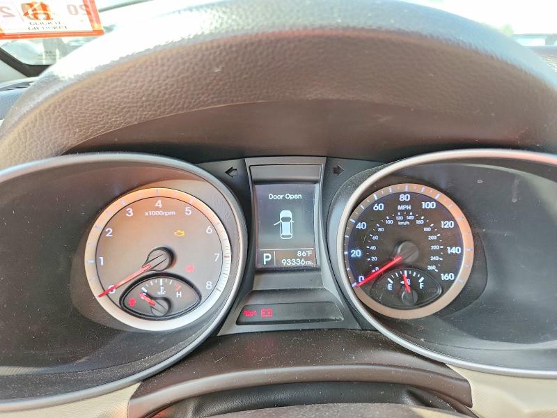 Photo 9 from auction – 2014 HYUNDAI SANTA FE SPORT with VIN 5XYZU3LB8EG143922