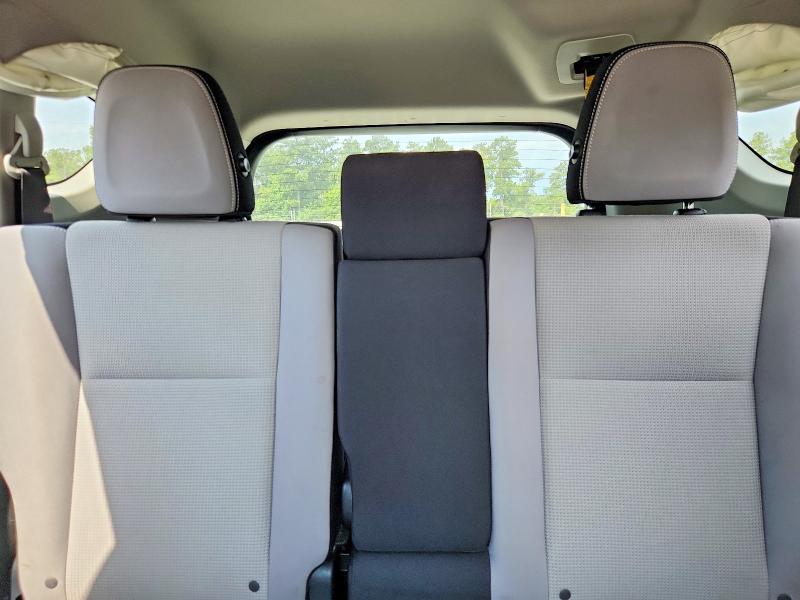 Photo 10 from auction – 2017 TOYOTA RAV4 with VIN JTMWFREV3HJ716561