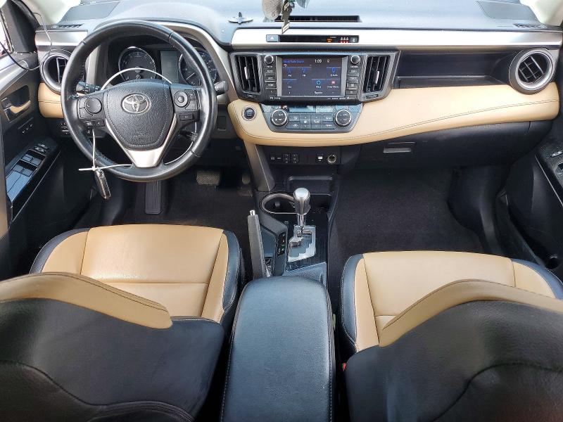 Photo 8 from auction – 2017 TOYOTA RAV4 with VIN JTMDFREV4HJ171073