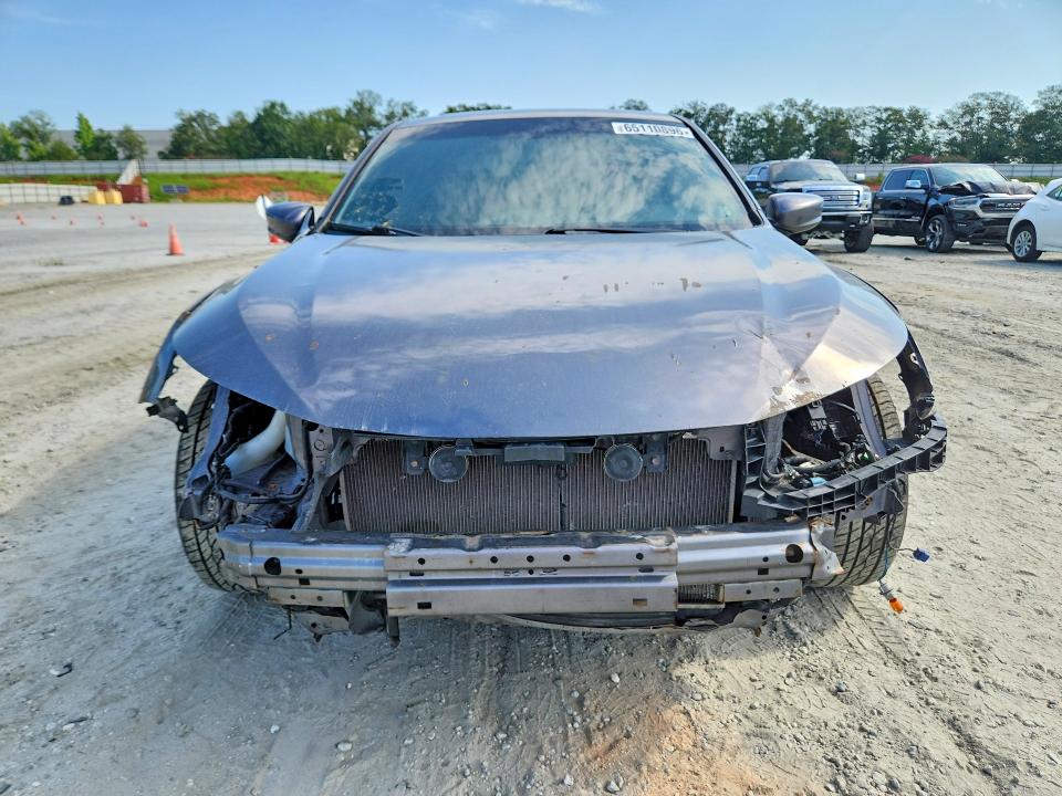 Photo 5 from auction – 2017 HONDA ACCORD with VIN 1HGCR2F5XHA070694