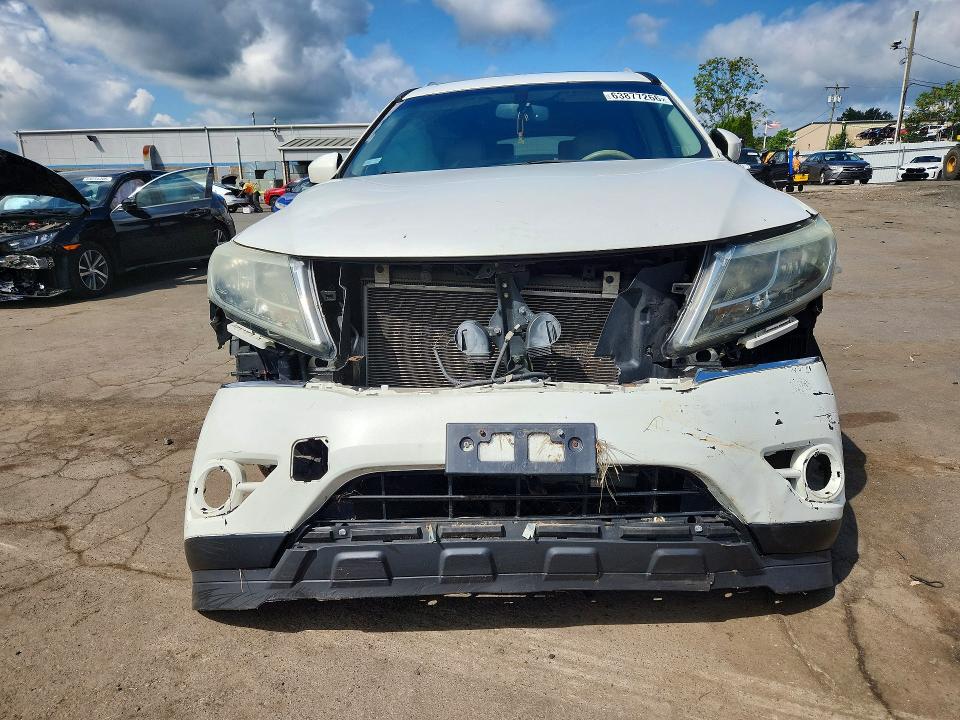 Photo 5 from auction – 2013 NISSAN PATHFINDER with VIN 5N1AR2MM2DC688313
