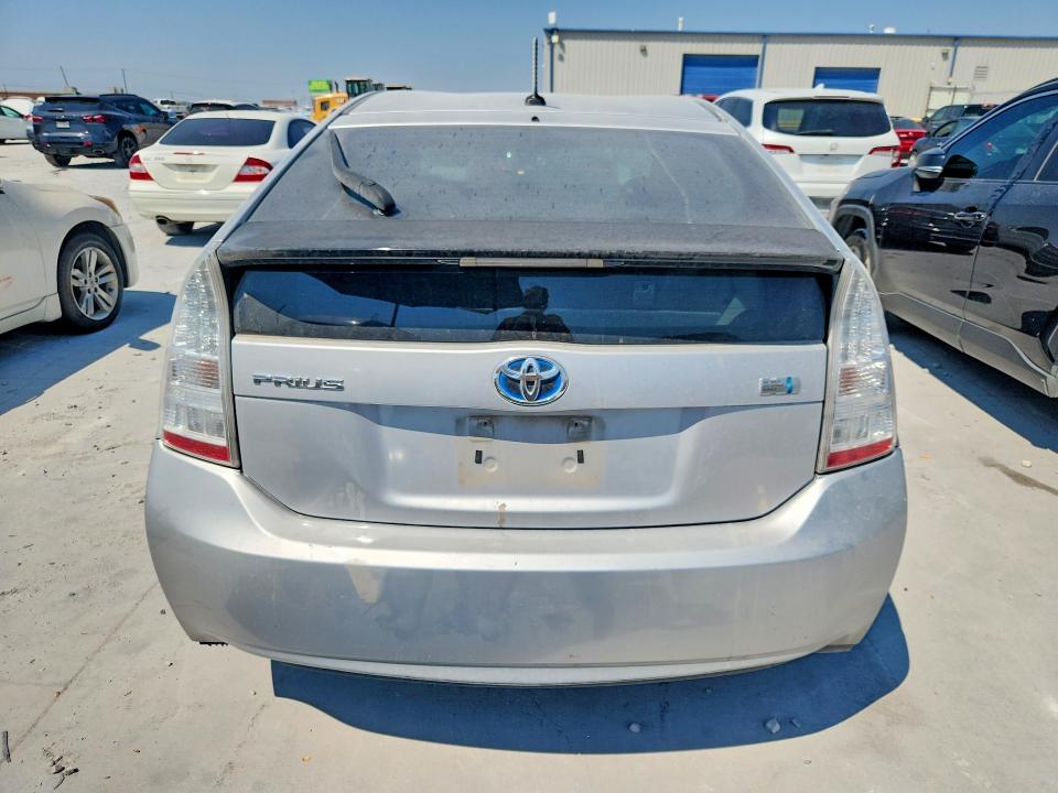 Photo 6 from auction – 2010 TOYOTA PRIUS with VIN JTDKN3DU1A0195116