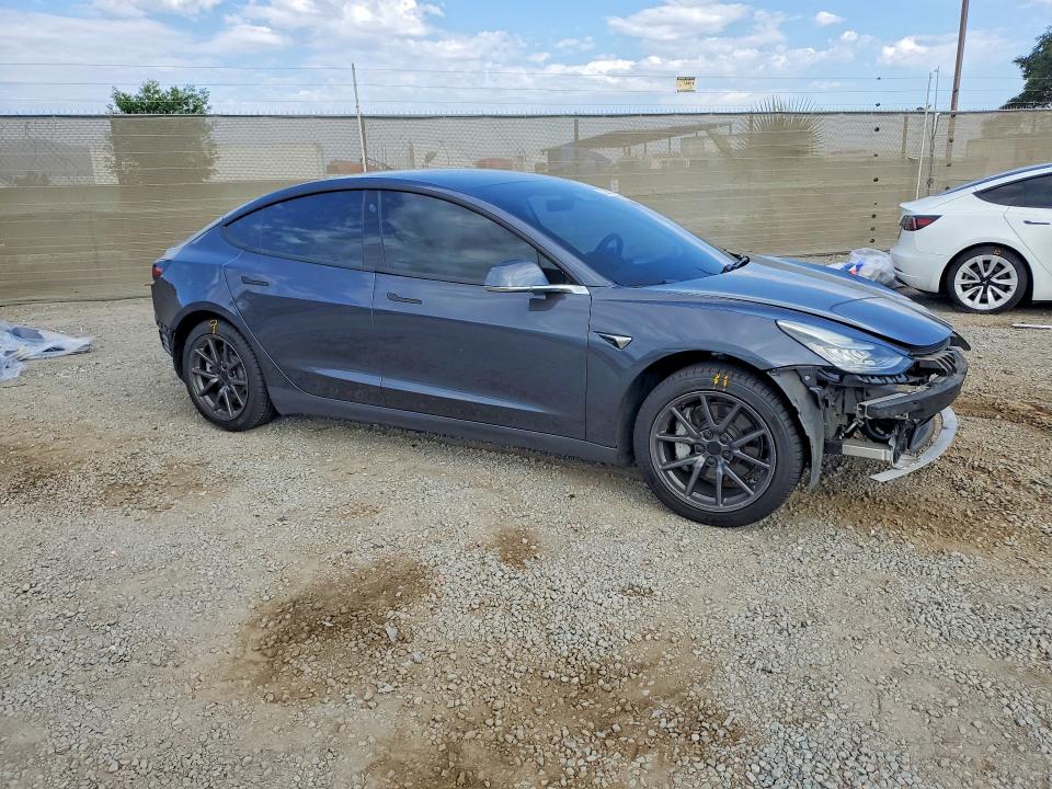 Photo 4 from auction – 2019 TESLA MODEL 3 with VIN 5YJ3E1EA1KF396336