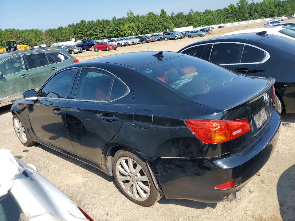 Photo 2 from auction – 2008 LEXUS IS with VIN JTHCK262885025382