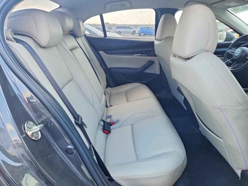 Снимка 10 от търг – 2020 MAZDA 3 с VIN JM1BPACL3L1165507