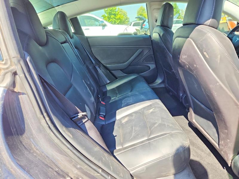 Photo 11 from auction – 2019 TESLA MODEL 3 with VIN 5YJ3E1EB4KF205761