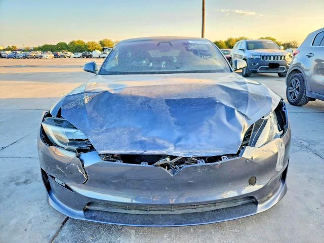 Photo 5 from auction – 2022 TESLA MODEL S with VIN 5YJSA1E58NF478188