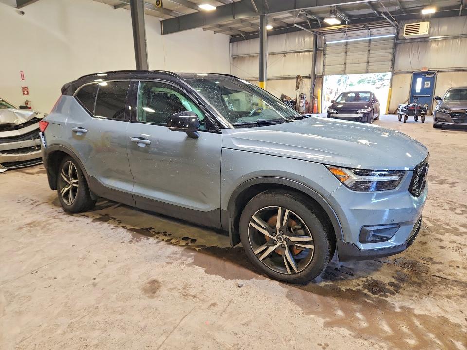 Photo 4 from auction – 2021 VOLVO XC40 with VIN YV4162UM8M2616886