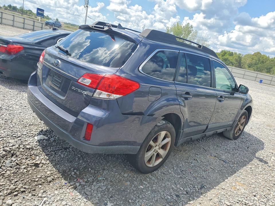 Photo 3 from auction – 2014 SUBARU OUTBACK with VIN 4S4BRBKC6E3240558