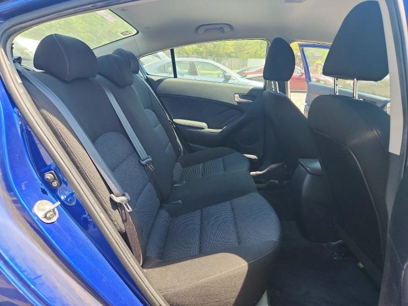 Photo 10 from auction – 2017 KIA FORTE with VIN 3KPFK4A70HE076523