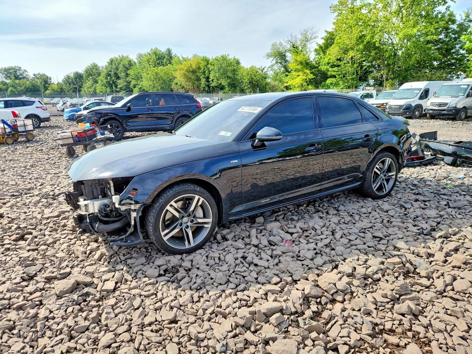 AUDI A4 2017 con VIN WAUENAF45HN061542 - Foto de la subasta