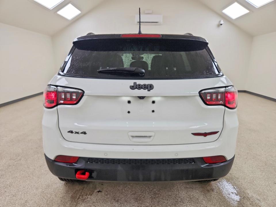 Photo 6 from auction – 2026 JEEP COMPASS with VIN 3C4NJDDN9TT187777