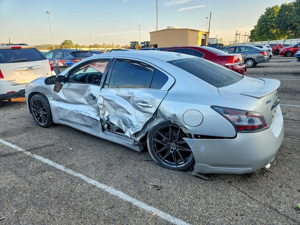 Photo 2 from auction – 2012 NISSAN MAXIMA with VIN 1N4AA5AP4CC861345