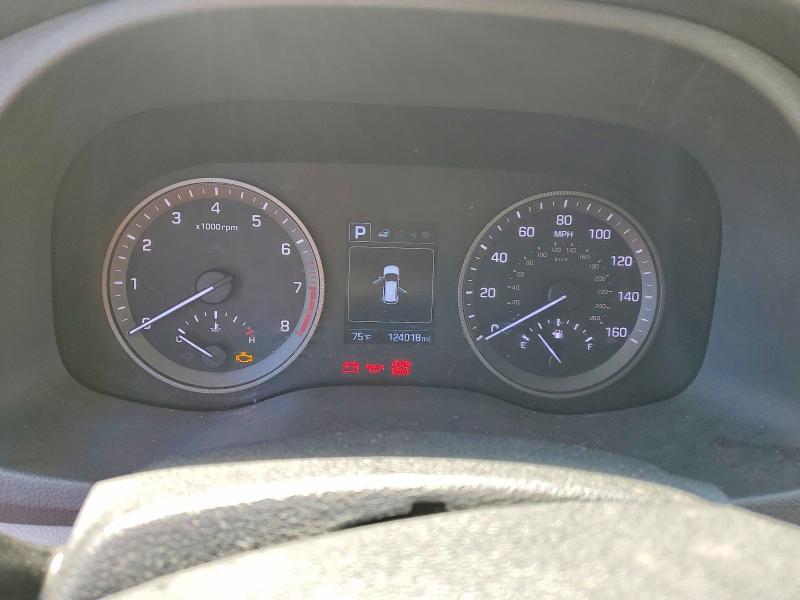 Photo 9 from auction – 2017 HYUNDAI TUCSON with VIN KM8J33A47HU271216