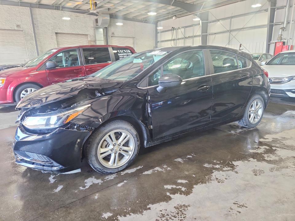 CHEVROLET CRUZE 2017 with VIN 3G1BE6SM2HS592480 - Photo from auction