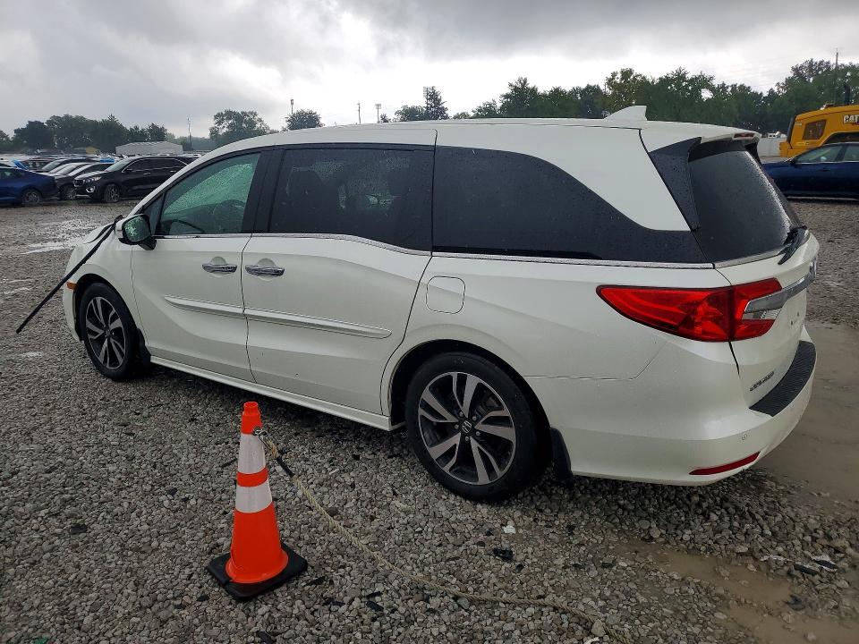 Photo 2 from auction – 2018 HONDA ODYSSEY with VIN 5FNRL6H90JB034754