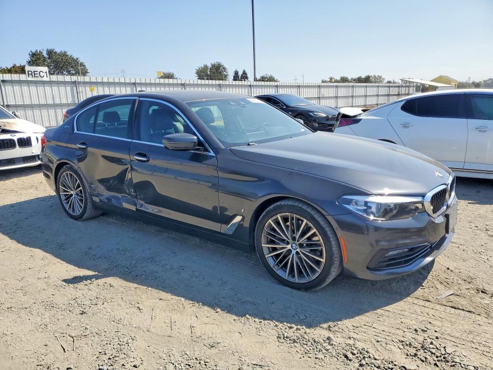 Photo 4 from auction – 2018 BMW 530E with VIN WBAJA9C53JG622854
