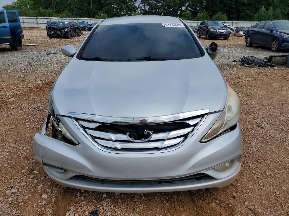Photo 5 from auction – 2011 HYUNDAI SONATA with VIN 5NPEC4AC0BH174413