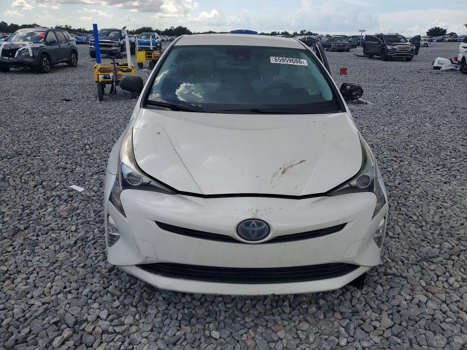 Photo 5 from auction – 2016 TOYOTA PRIUS with VIN JTDKARFU1G3525436