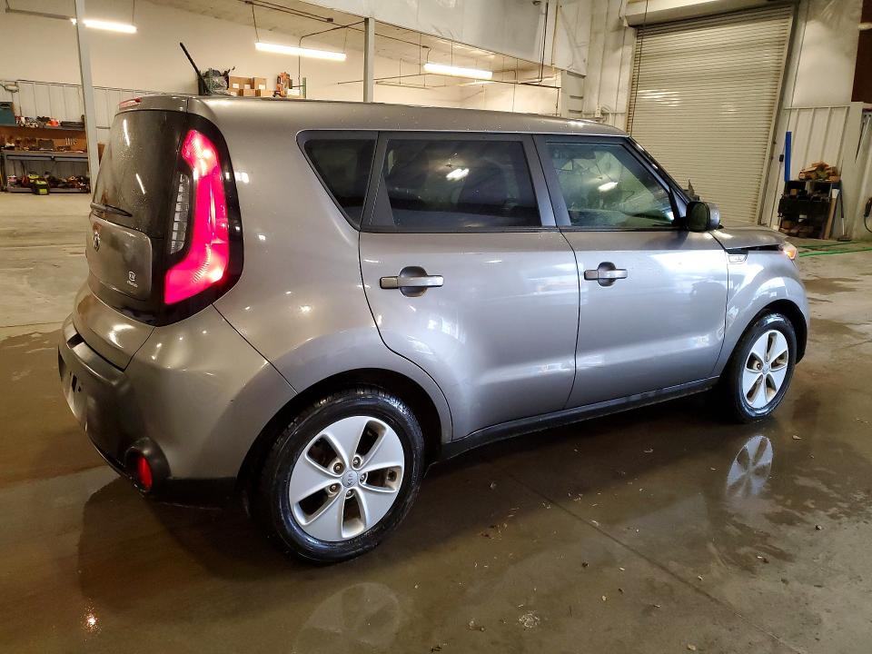 Photo 3 from auction – 2016 KIA SOUL with VIN KNDJN2A26G7270143