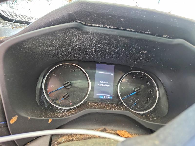 Photo 9 from auction – 2022 TOYOTA RAV4 with VIN JTM16RFV0ND058748