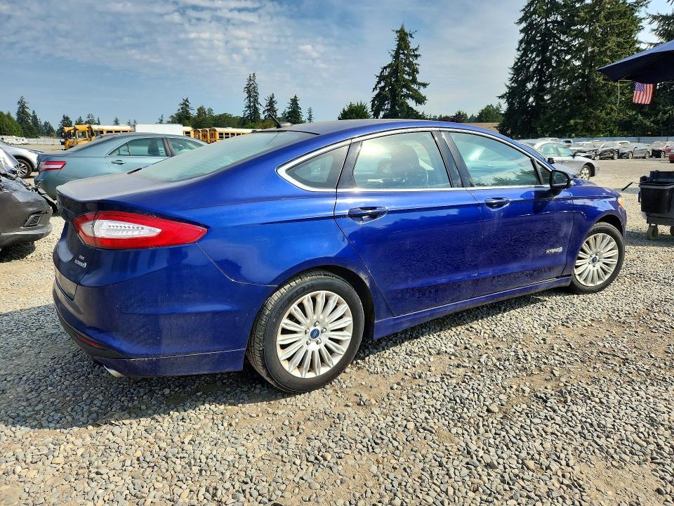 Photo 3 from auction – 2013 FORD FUSION with VIN 3FA6P0LU3DR209474
