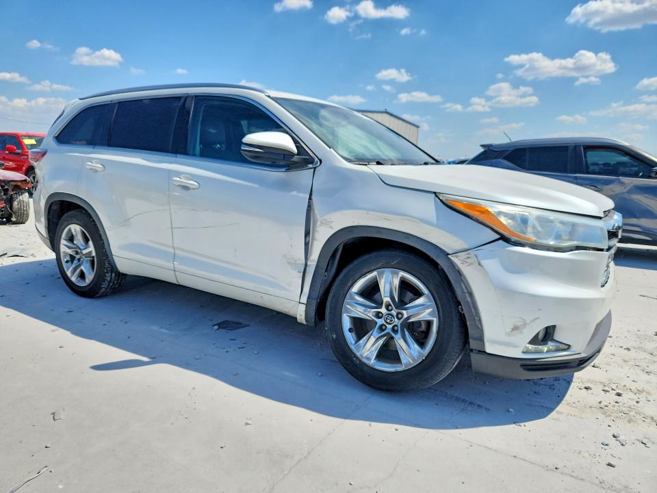 Photo 4 from auction – 2016 TOYOTA HIGHLANDER with VIN 5TDYKRFH5GS138672