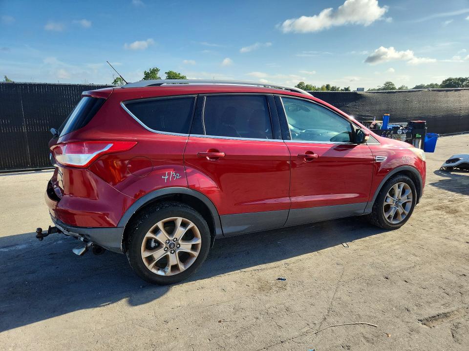 Photo 3 from auction – 2016 FORD ESCAPE with VIN 1FMCU0JX5GUB79650