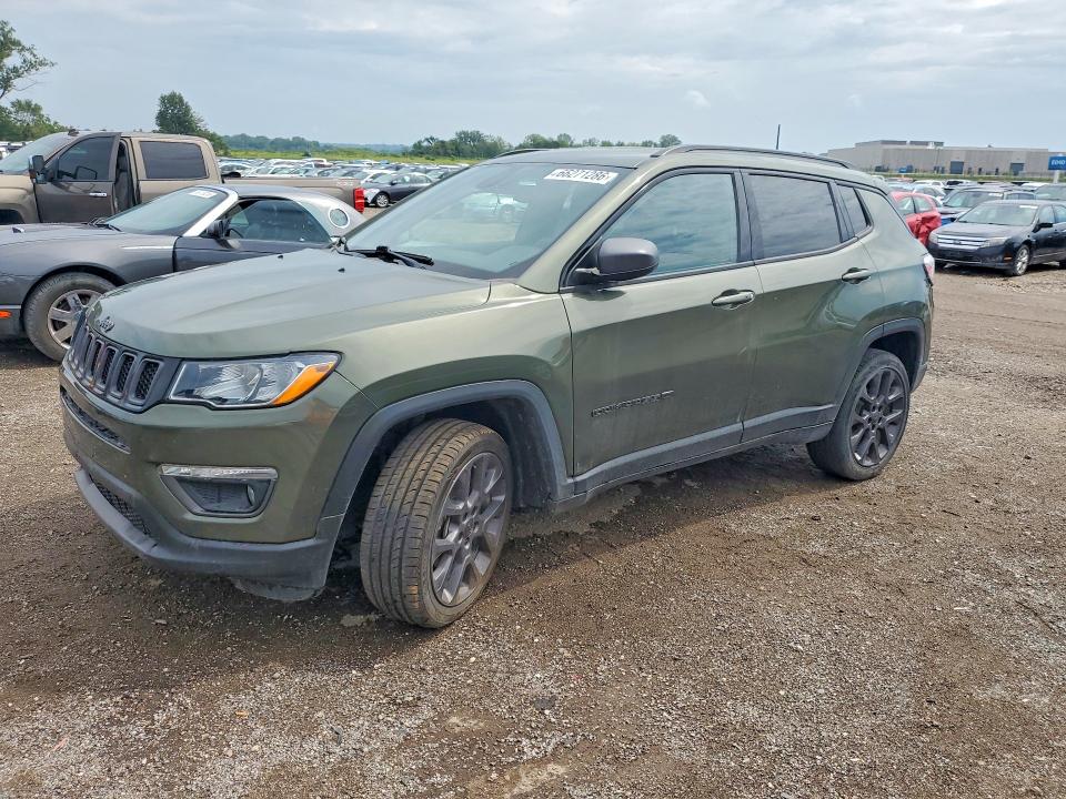 JEEP COMPASS 2021 with VIN 3C4NJDEB7MT513503 - Photo from auction