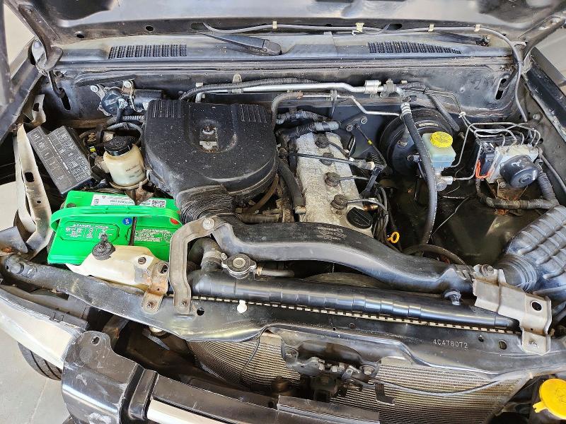 Photo 11 from auction – 2004 NISSAN FRONTIER with VIN 1N6DD26T64C478072