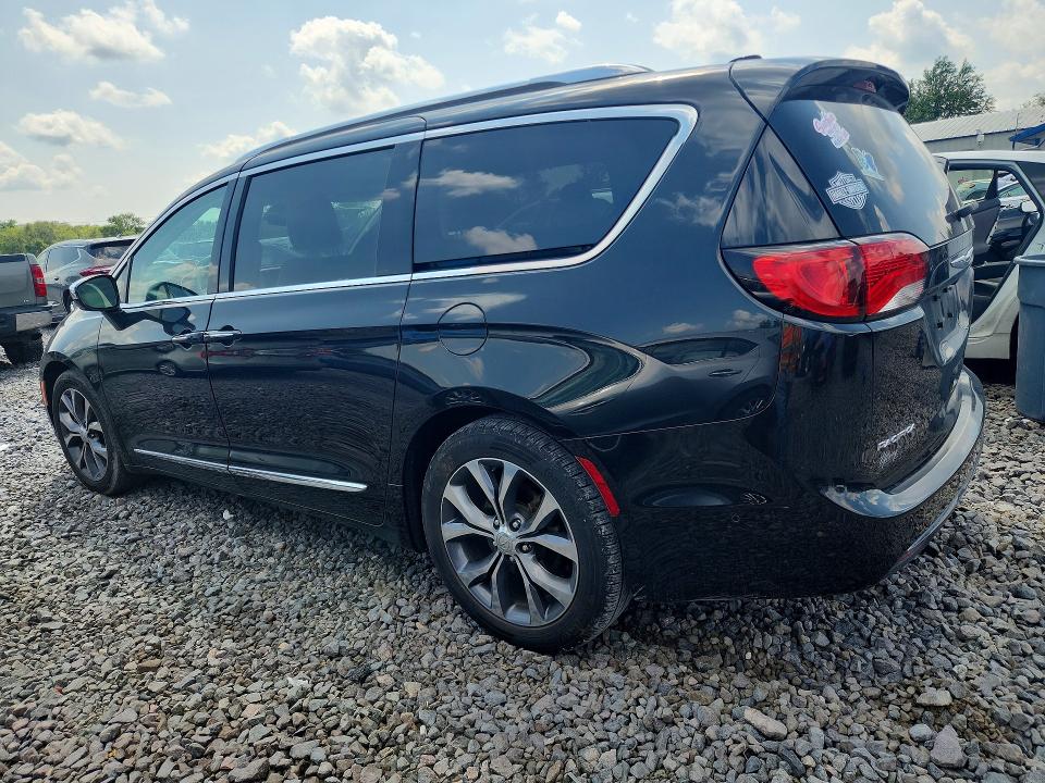 Photo 2 from auction – 2017 CHRYSLER PACIFICA with VIN 2C4RC1GG4HR841599