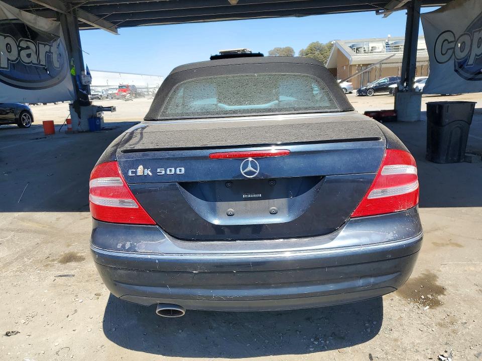 Photo 6 from auction – 2005 MERCEDES-BENZ CLK with VIN WDBTK75J55F127945