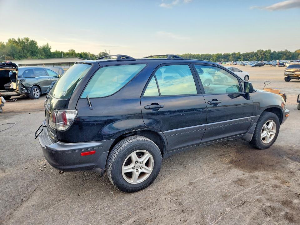 Photo 3 from auction – 2002 LEXUS RX with VIN JTJGF10U420142552