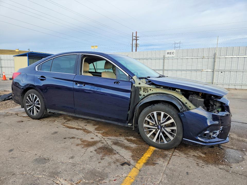 Photo 4 from auction – 2018 SUBARU LEGACY with VIN 4S3BNAC61J3033900