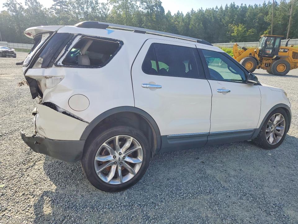 Photo 3 from auction – 2013 FORD EXPLORER with VIN 1FM5K7D84DGB81637