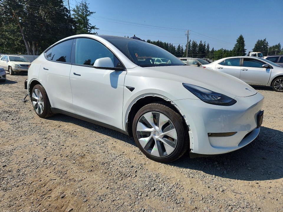 Photo 4 from auction – 2023 TESLA MODEL Y with VIN 7SAYGAEE2PF596753