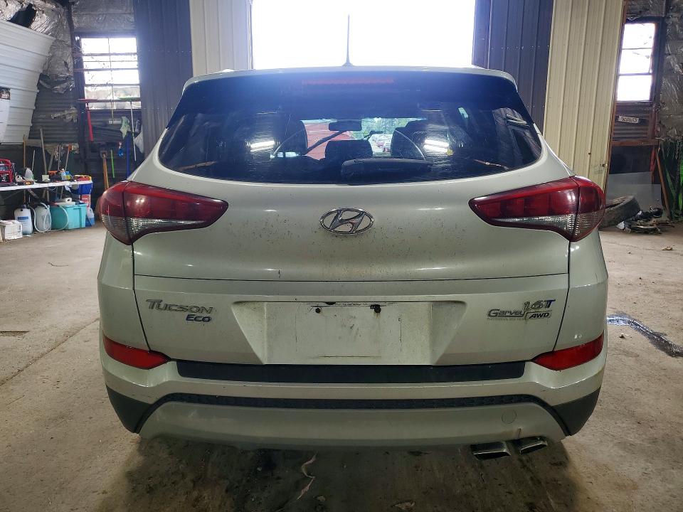 Photo 6 from auction – 2017 HYUNDAI TUCSON with VIN KM8J3CA28HU577968