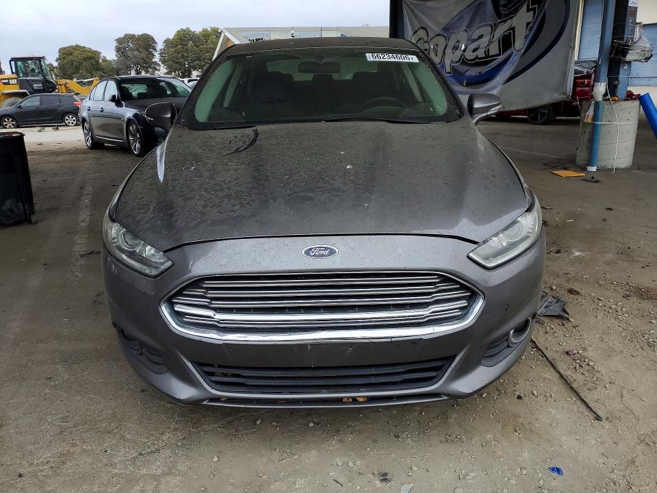 Photo 5 from auction – 2013 FORD FUSION with VIN 3FA6P0HR6DR369627